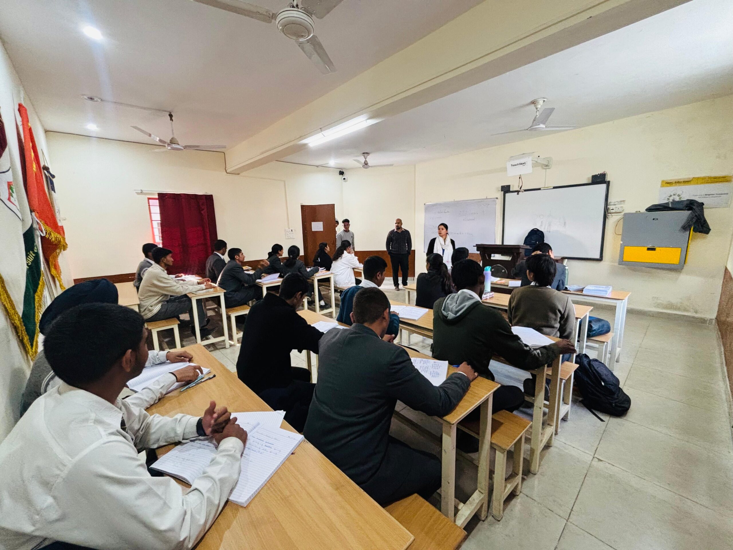 WhatsApp Image 2025-11-26 at 00.53.22_97122374